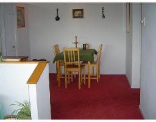 Enlarged view of image